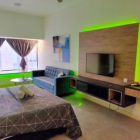 Imperio Residence Bathtub Studio At Malacca Town-Near Jonker Street Экстерьер фото